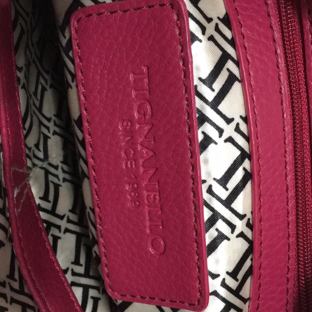 Pink leather Tignanello shoulder or crossbody EUC - Picture 7 of 7